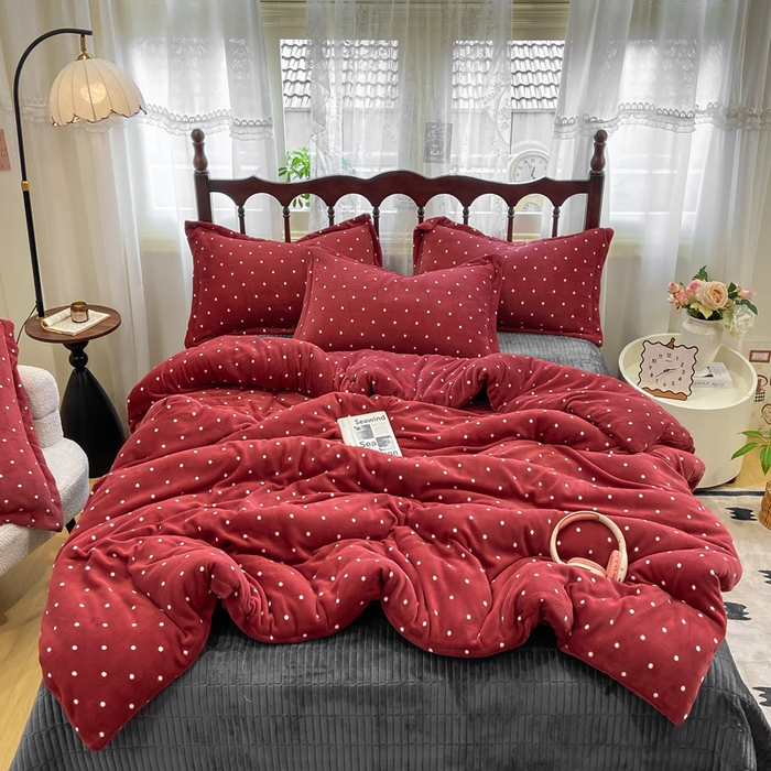 91家纺网 家纺一手货源 找家纺 仟网汇 2025新款亲肤舒适双面牛奶绒床盖款四件套 丝绒蛋糕