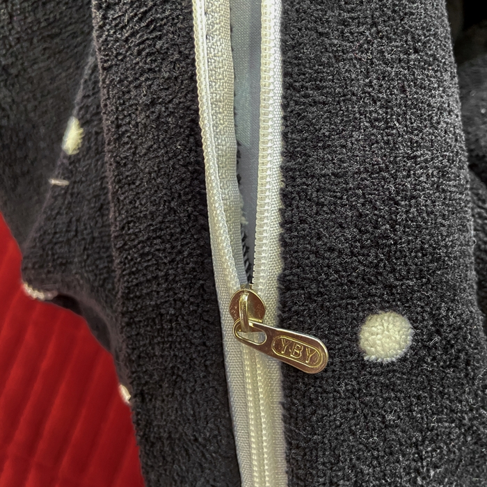 91家纺网 家纺一手货源 找家纺 仟网汇 2025新款亲肤舒适双面牛奶绒床盖款四件套 黑珍珠