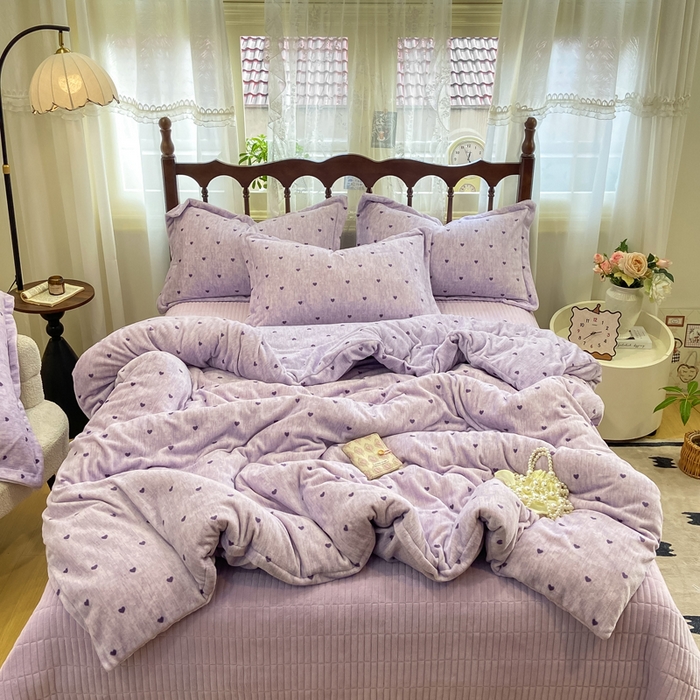 仟网汇 2025新款亲肤舒适双面牛奶绒床盖款四件套 爱心紫