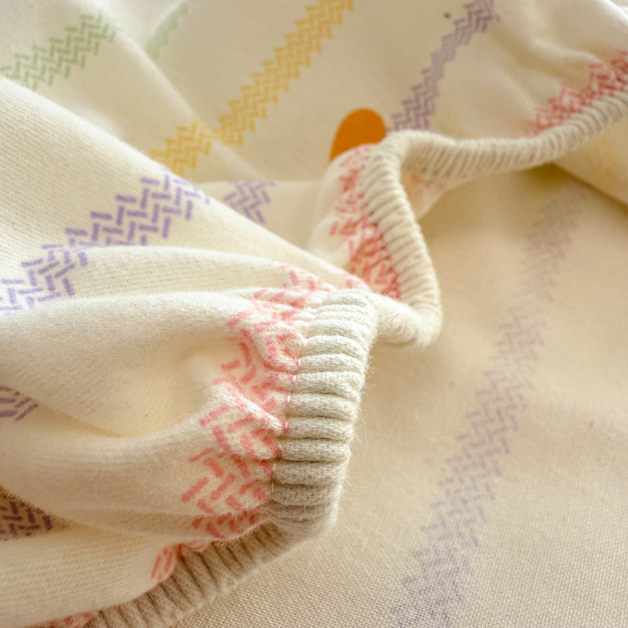 91家纺网 家纺一手货源 找家纺 慕尚家纺 2025新款全棉磨毛毛巾绣单床笠 床笠单件 茄来