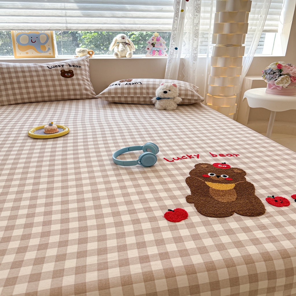 91家纺网 家纺一手货源 找家纺 慕尚家纺 2025新款全棉磨毛毛巾绣单床笠 床笠单件 熊熊满满