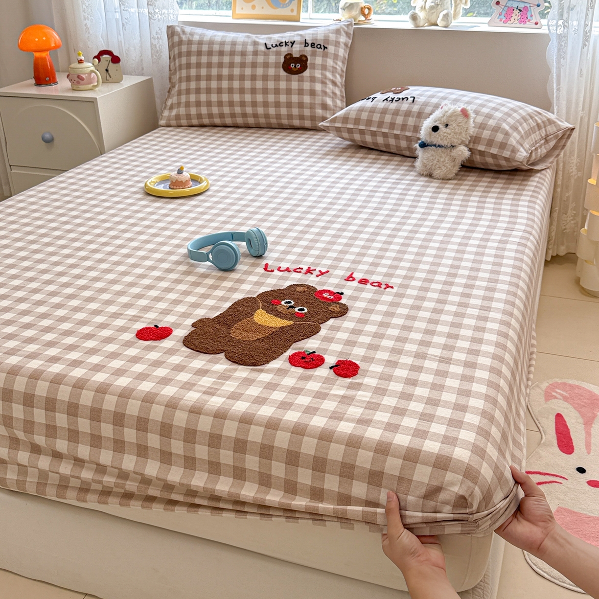 91家纺网 家纺一手货源 找家纺 慕尚家纺 2025新款全棉磨毛毛巾绣单床笠 床笠单件 熊熊满满