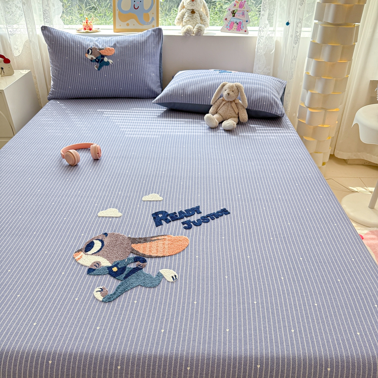 91家纺网 家纺一手货源 找家纺 慕尚家纺 2025新款全棉磨毛毛巾绣单床笠 床笠单件 字母兔