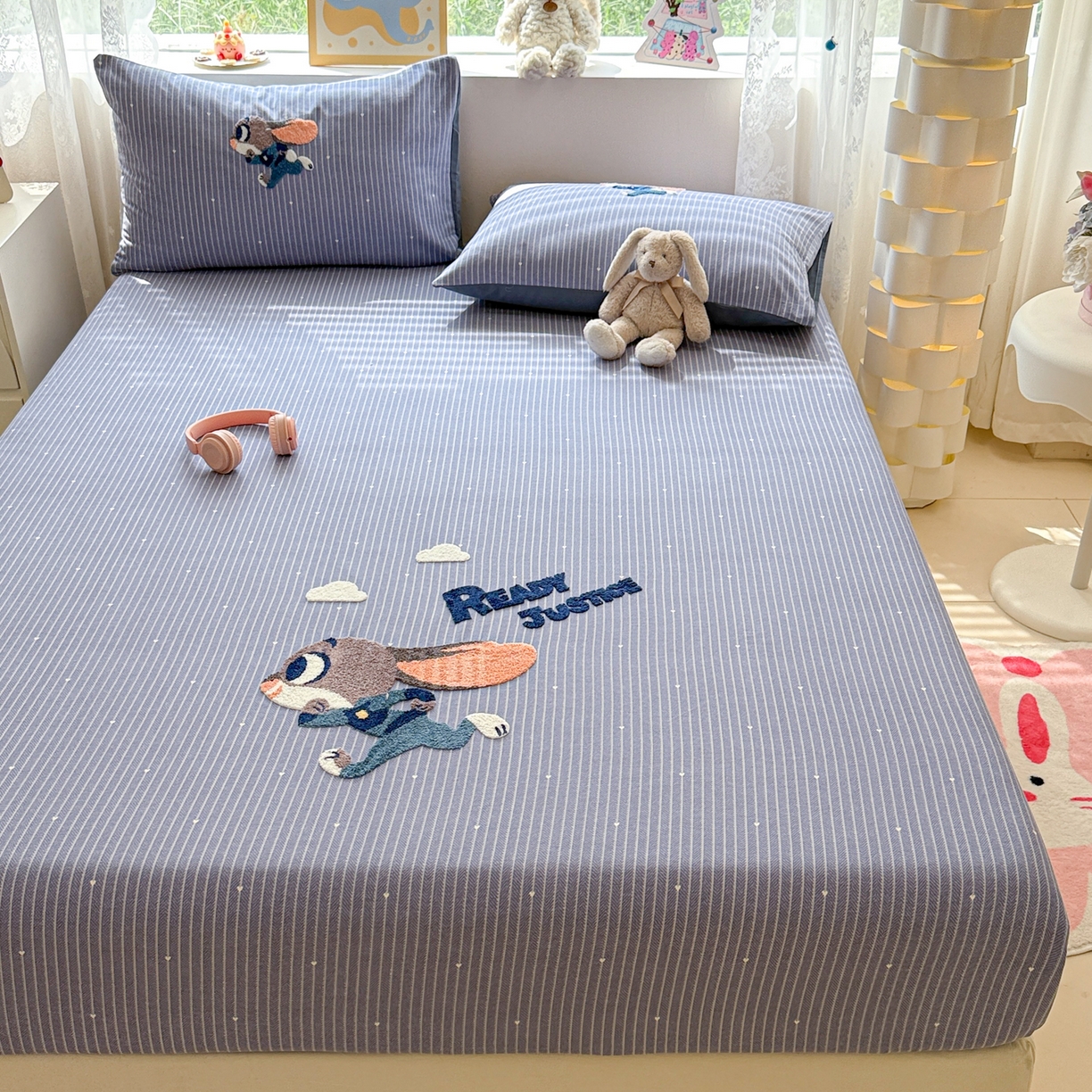 91家纺网 家纺一手货源 找家纺 慕尚家纺 2025新款全棉磨毛毛巾绣单床笠 床笠单件 字母兔