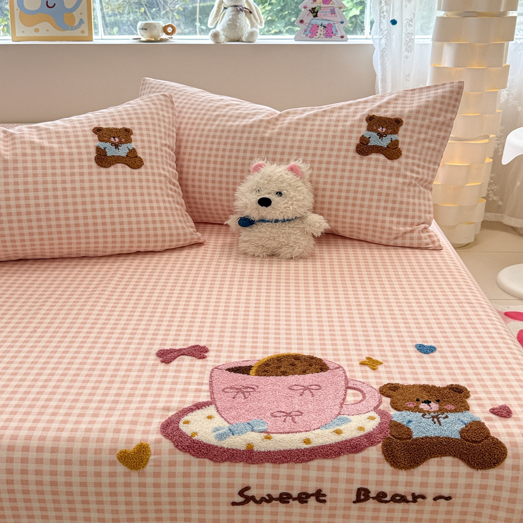 91家纺网 家纺一手货源 找家纺 慕尚家纺 2025新款全棉磨毛毛巾绣单床单 床单单件 茶杯小熊