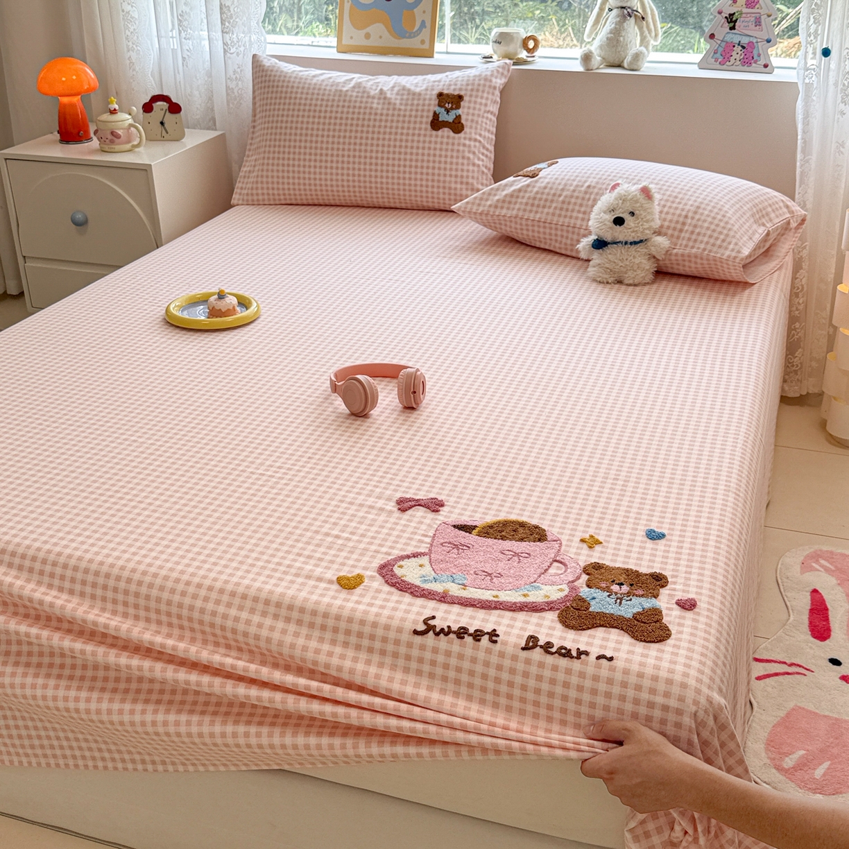 91家纺网 家纺一手货源 找家纺 慕尚家纺 2025新款全棉磨毛毛巾绣单床单 床单单件 茶杯小熊