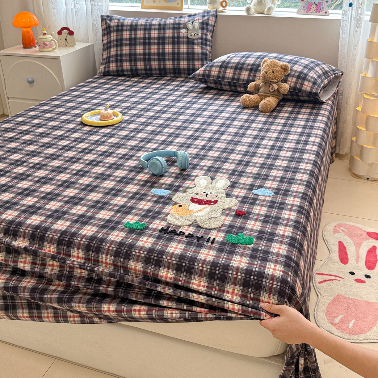 91家纺网 家纺一手货源 找家纺 慕尚家纺 2025新款全棉磨毛毛巾绣单床单 床单单件 开心兔兔