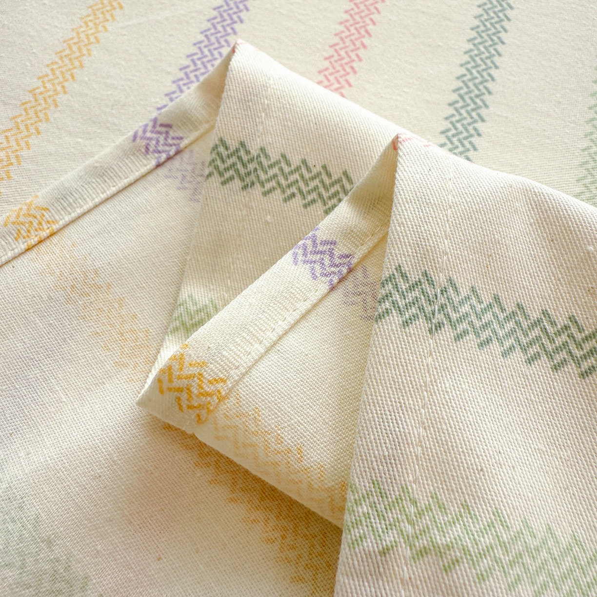 91家纺网 家纺一手货源 找家纺 慕尚家纺 2025新款全棉磨毛毛巾绣单床单 床单单件 茄来