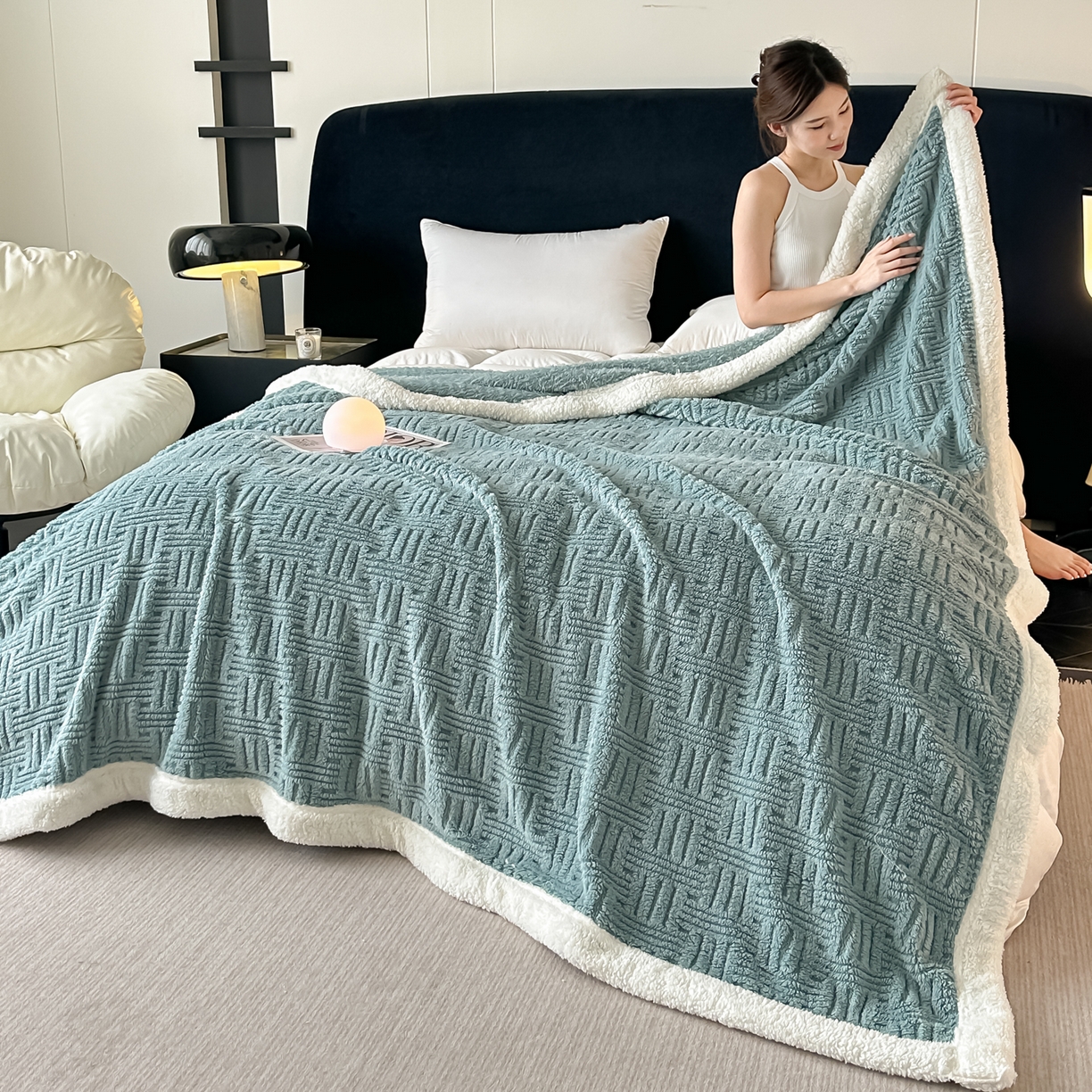 91家纺网 家纺一手货源 找家纺 永耀家纺 2025新款横竖格单层双面绒毛毯 半岛蓝