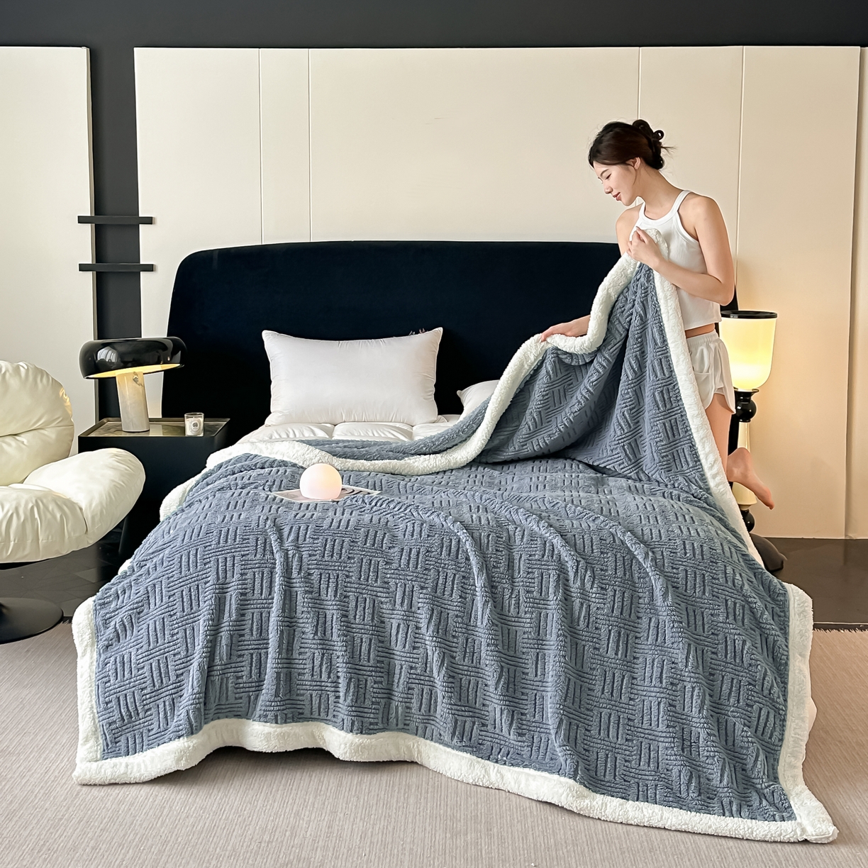91家纺网 家纺一手货源 找家纺 永耀家纺 2025新款横竖格单层双面绒毛毯 冰川灰