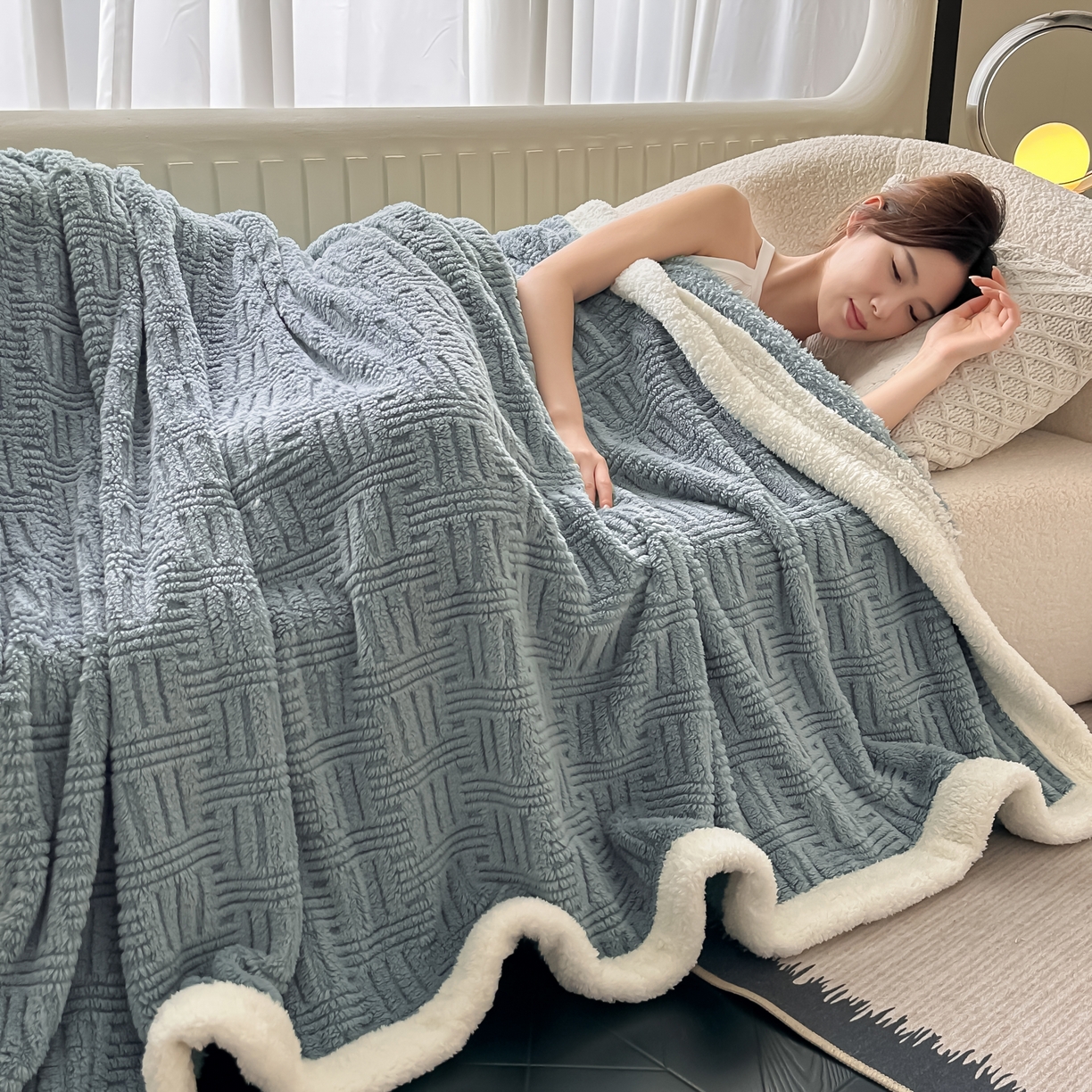 91家纺网 家纺一手货源 找家纺 永耀家纺 2025新款横竖格单层双面绒毛毯 冰川灰