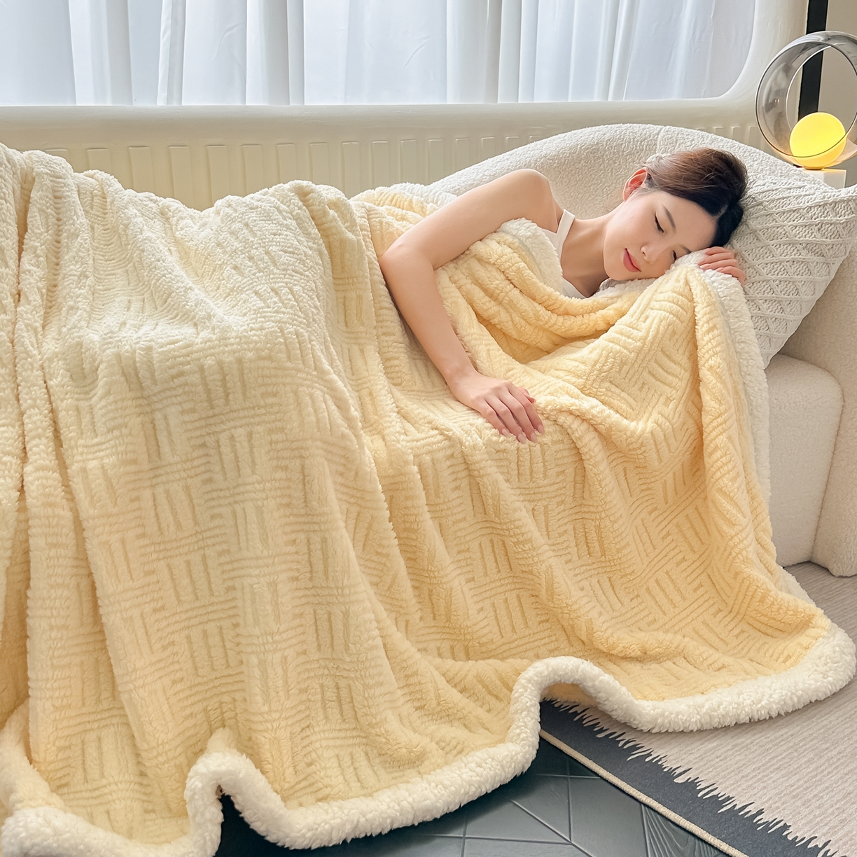 91家纺网 家纺一手货源 找家纺 永耀家纺 2025新款横竖格单层双面绒毛毯 稻香黄