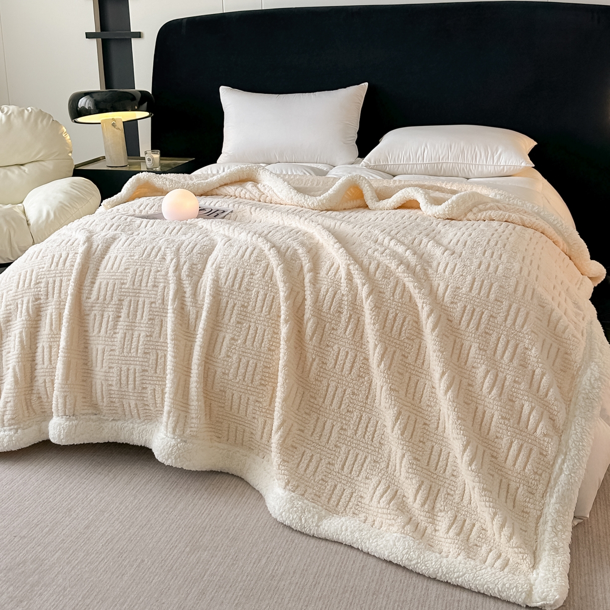 91家纺网 家纺一手货源 找家纺 永耀家纺 2025新款横竖格单层双面绒毛毯 暖米杏