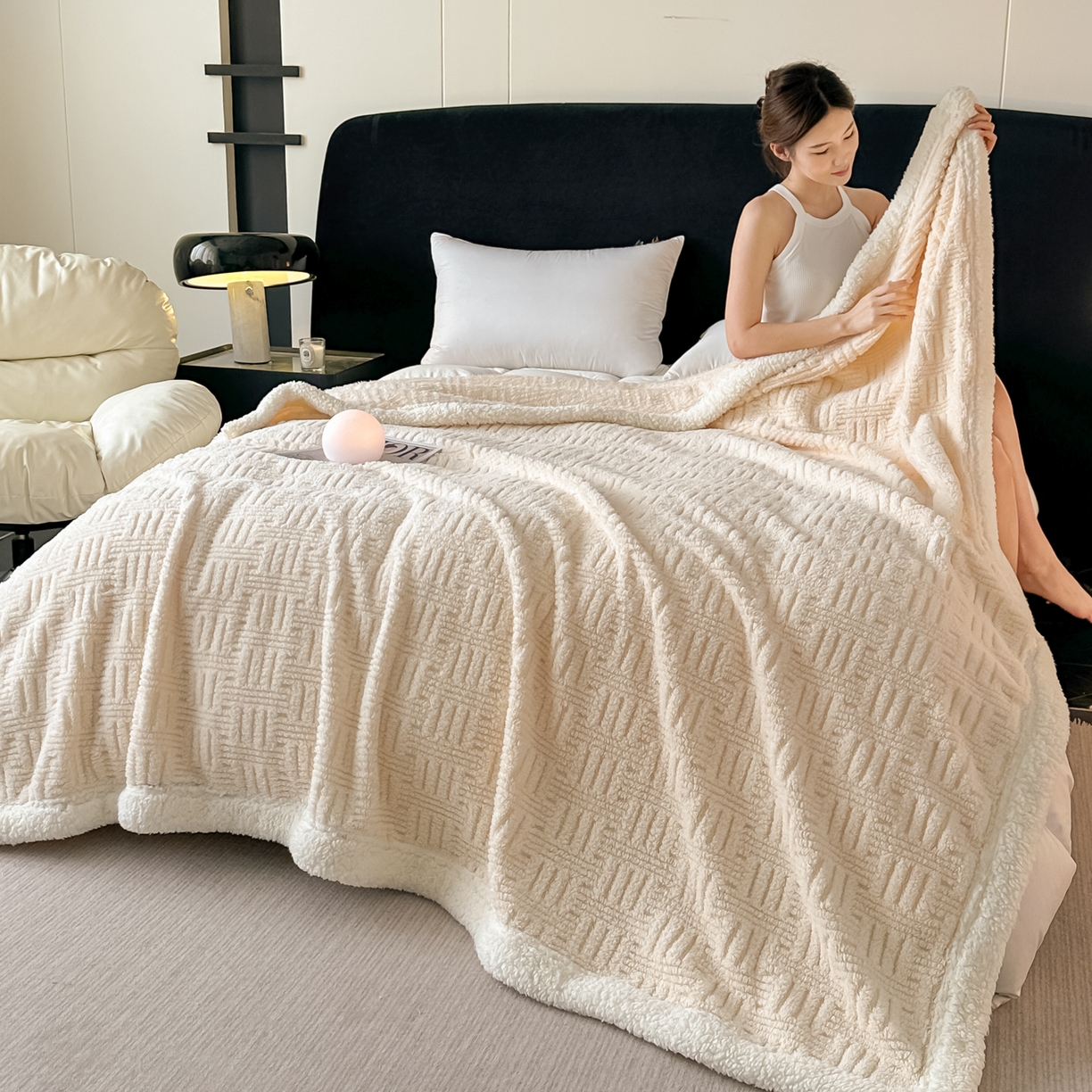 91家纺网 家纺一手货源 找家纺 永耀家纺 2025新款横竖格单层双面绒毛毯 暖米杏