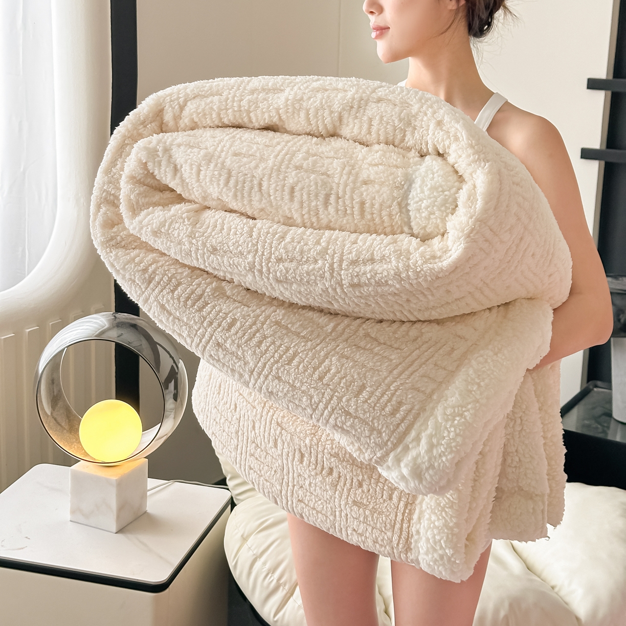 91家纺网 家纺一手货源 找家纺 永耀家纺 2025新款横竖格单层双面绒毛毯 暖米杏