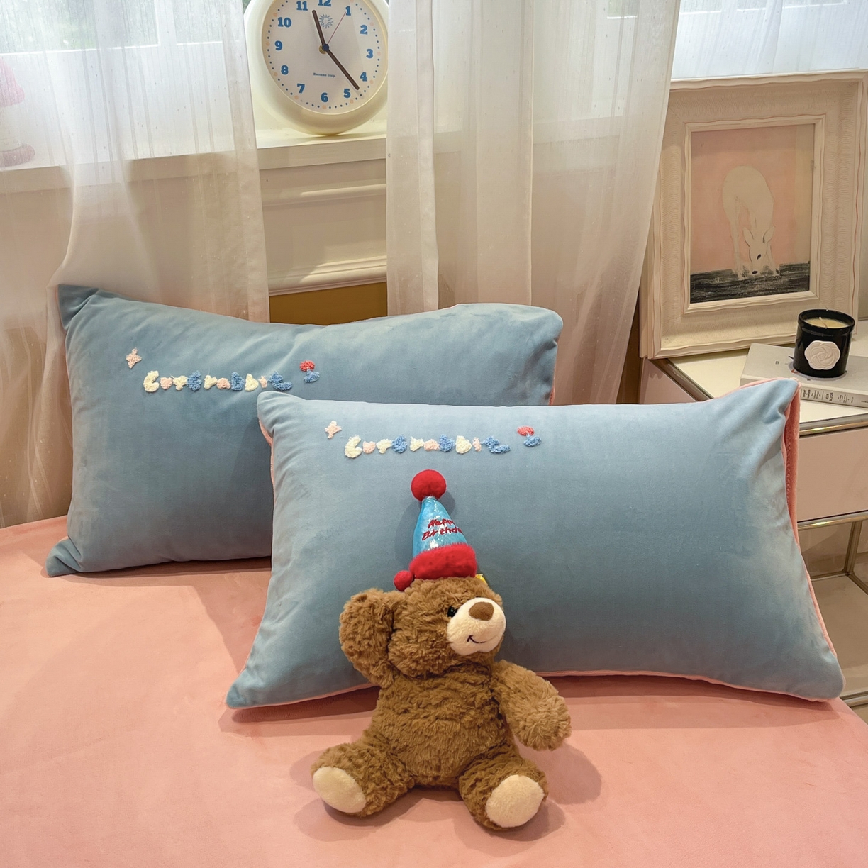 91家纺网 家纺一手货源 找家纺 麦空家居 2025新款高克重A类A版宝宝绒B版牛奶绒毛巾绣三件套四件套 巴比兔-浅蓝