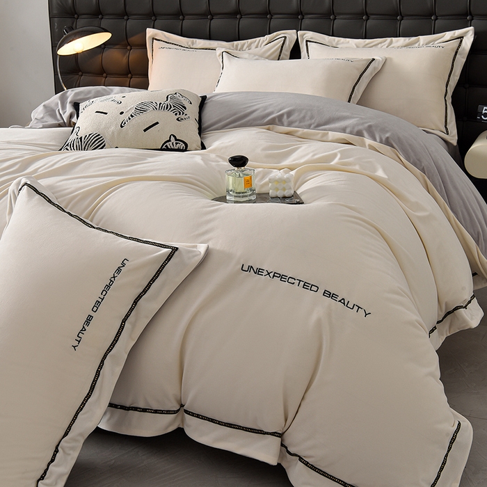 米奈家居 2025新款宝宝绒压线织带四件套-法拉 法拉-奶昔白