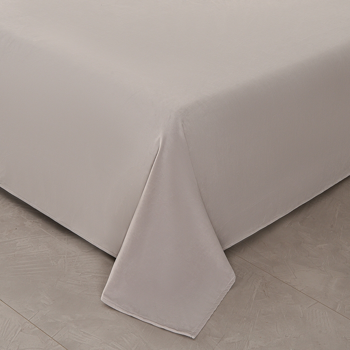 91家纺网 家纺一手货源 找家纺 米奈家居 2025新款宝宝绒压线织带四件套-法拉 法拉-奶昔白