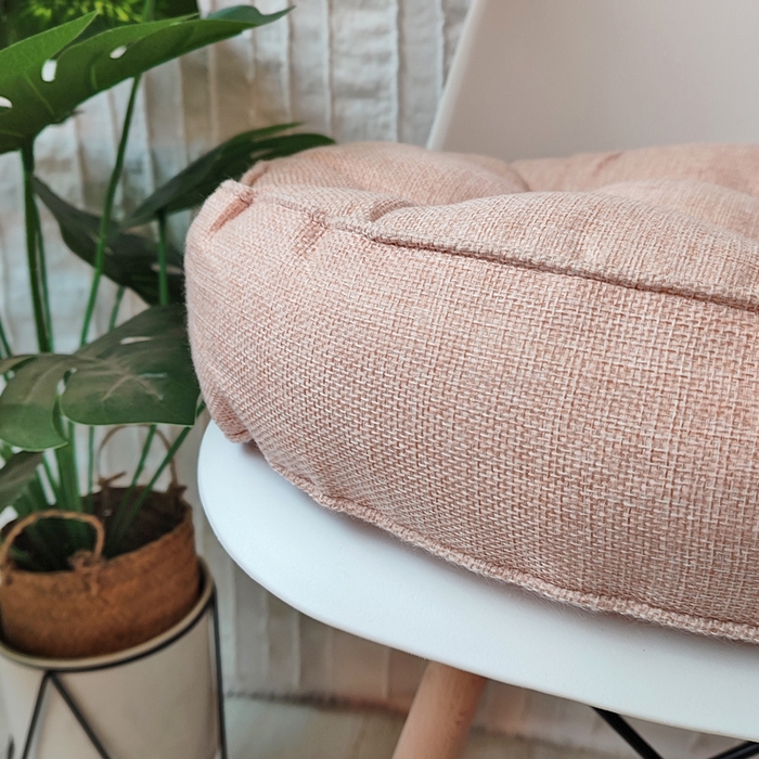 91家纺网 家纺一手货源 找家纺 李帅家居 2025新款加厚透气舒适圆形立体亚麻坐垫 加厚圆形立体杏色
