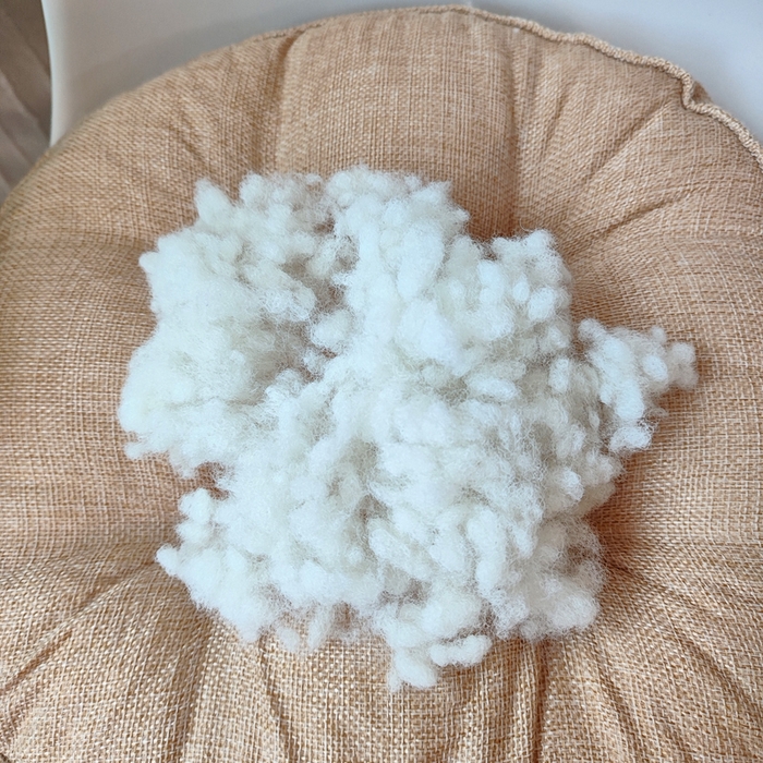 91家纺网 家纺一手货源 找家纺 李帅家居 2025新款加厚透气舒适圆形立体亚麻坐垫 圆形立体麻色