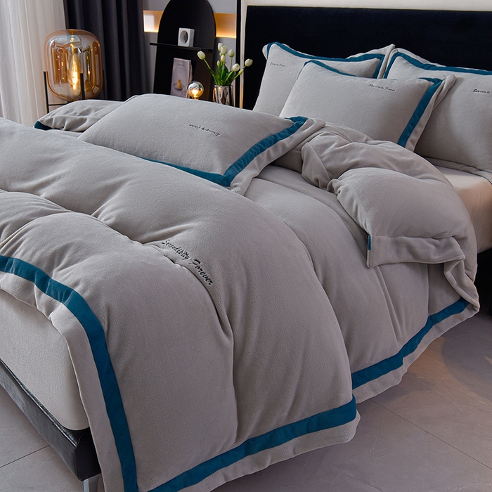 91家纺网 家纺一手货源 找家纺 米奈家居 2025新款宝宝绒撞色拼角四件套-罗兰 高级灰