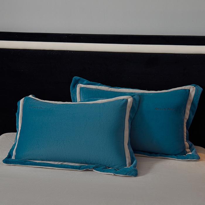 91家纺网 家纺一手货源 找家纺 米奈家居 2025新款宝宝绒撞色拼角四件套-罗兰 故宫蓝