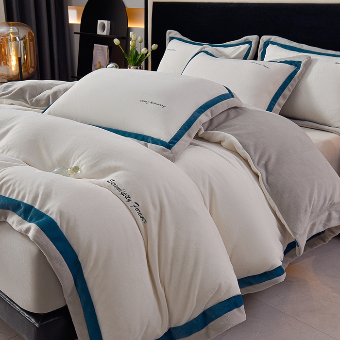 91家纺网 家纺一手货源 找家纺 米奈家居 2025新款宝宝绒撞色拼角四件套-罗兰 绅士白