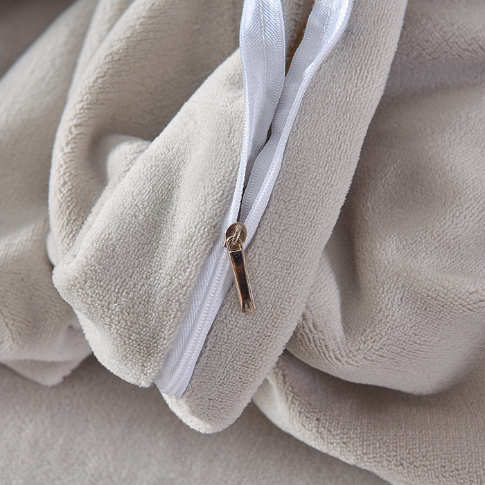 91家纺网 家纺一手货源 找家纺 米奈家居 2025新款宝宝绒撞色拼角四件套-罗兰 绅士白