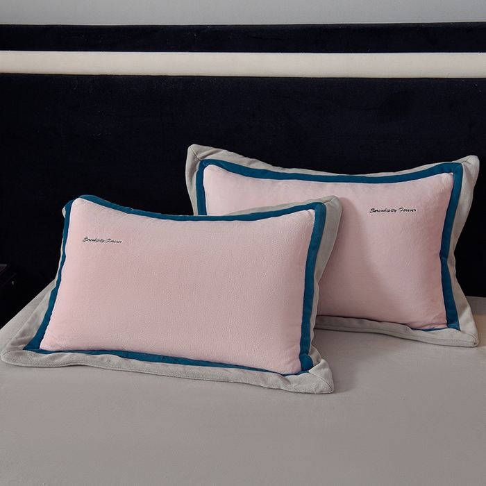 91家纺网 家纺一手货源 找家纺 米奈家居 2025新款宝宝绒撞色拼角四件套-罗兰 元气粉