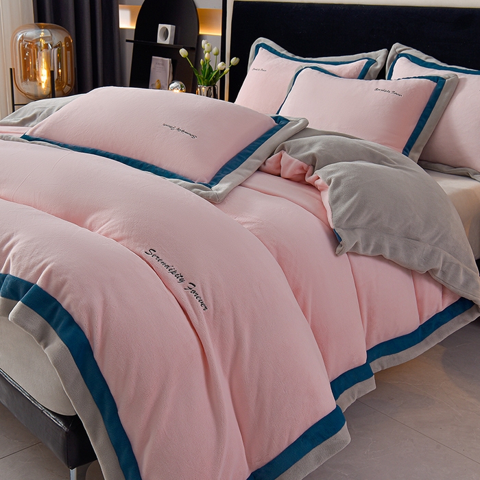 91家纺网 家纺一手货源 找家纺 米奈家居 2025新款宝宝绒撞色拼角四件套-罗兰 元气粉