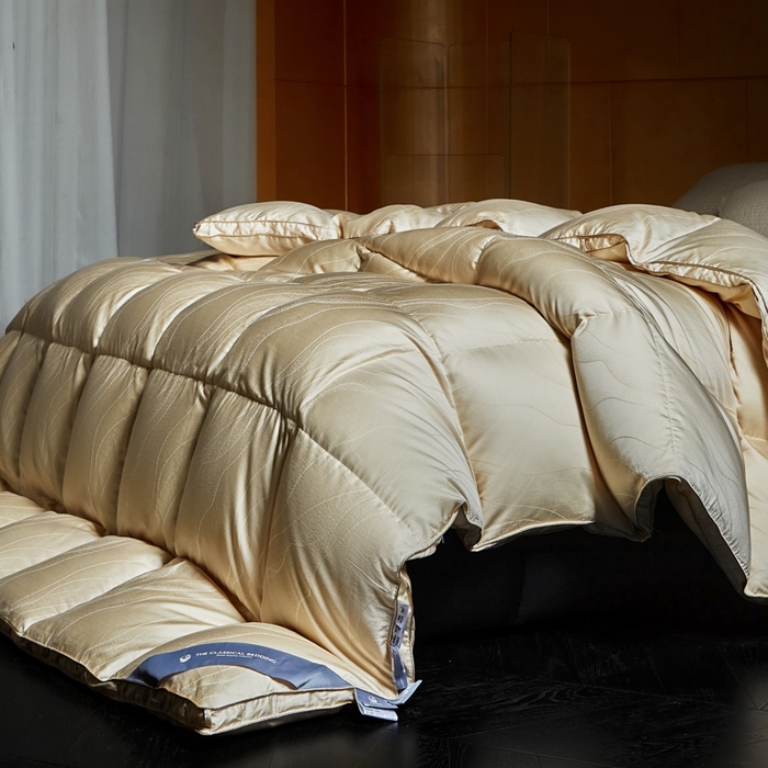 91家纺网 家纺一手货源 找家纺 暖羽屋羽绒馆 2025新款莱赛尔梦幻 鹅绒丝被子 羽毛被芯2米婚庆冬被春秋 双人羽绒被 梦幻鎏金 黄