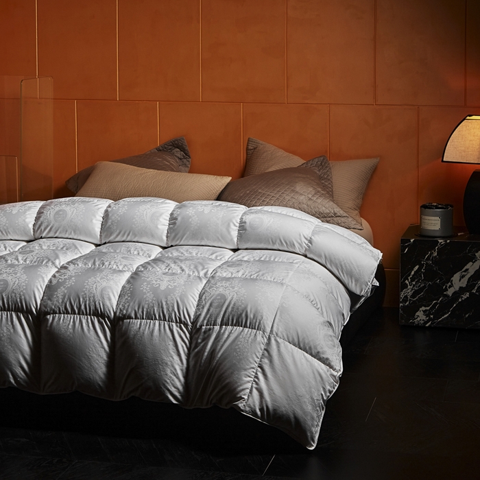 91家纺网 家纺一手货源 找家纺 暖羽屋羽绒馆 2025新款鹅绒丝被芯 盛世典雅羽绒被子 双人羽毛被 2米婚庆春秋被芯 盛世典雅 白