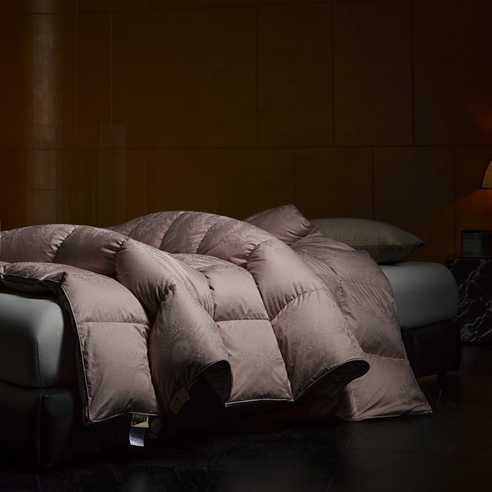 91家纺网 家纺一手货源 找家纺 暖羽屋羽绒馆 2025新款鹅绒丝被芯 盛世典雅羽绒被子 双人羽毛被 2米婚庆春秋被芯 盛世典雅 粉