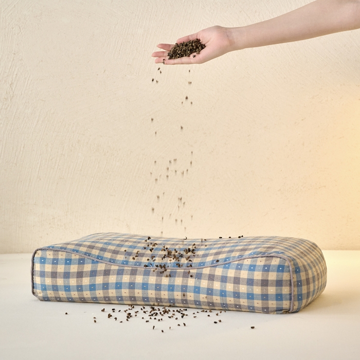 91家纺网 家纺一手货源 找家纺 明星枕业 2025新款全棉水洗棉提花荞麦枕头颈椎枕成人护颈助眠枕单人枕芯内胆可拆洗 波浪枕-蓝色