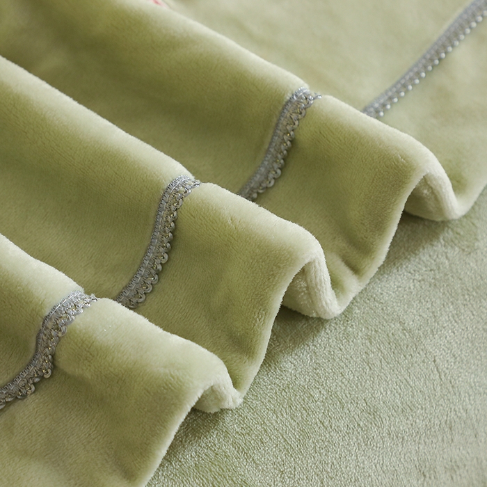 91家纺网 家纺一手货源 找家纺 晶缦家纺 2025新款超高克重保暖太阳绒刺绣花四件套 花觅-清新绿