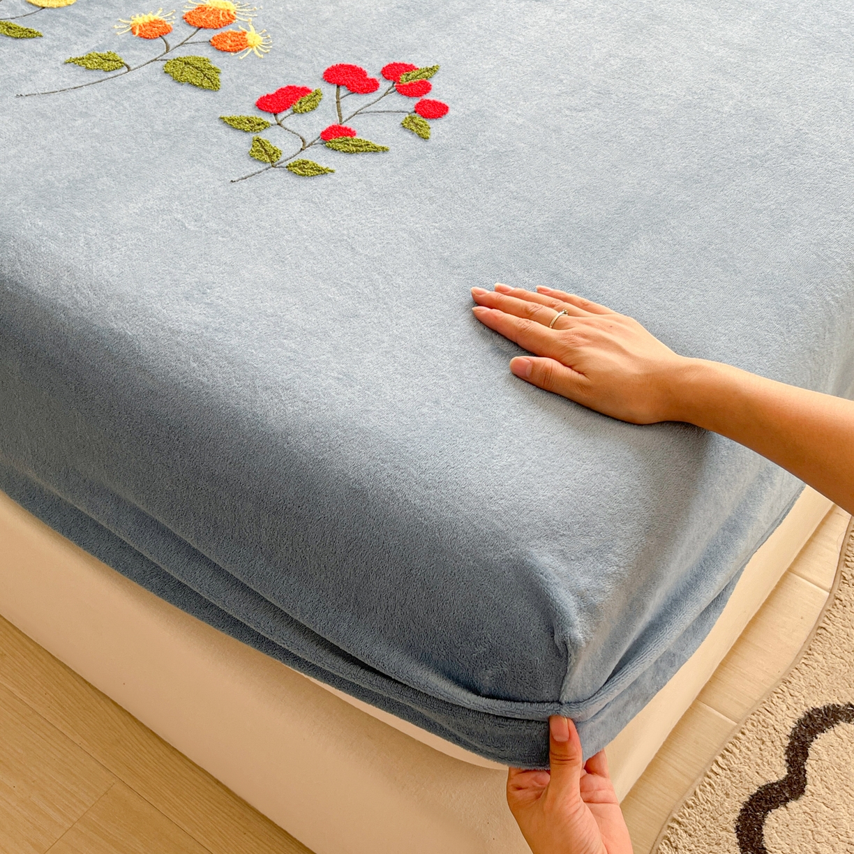 91家纺网 家纺一手货源 找家纺 （总）子钦家纺 2025秋冬新款加厚牛奶绒毛巾绣床笠