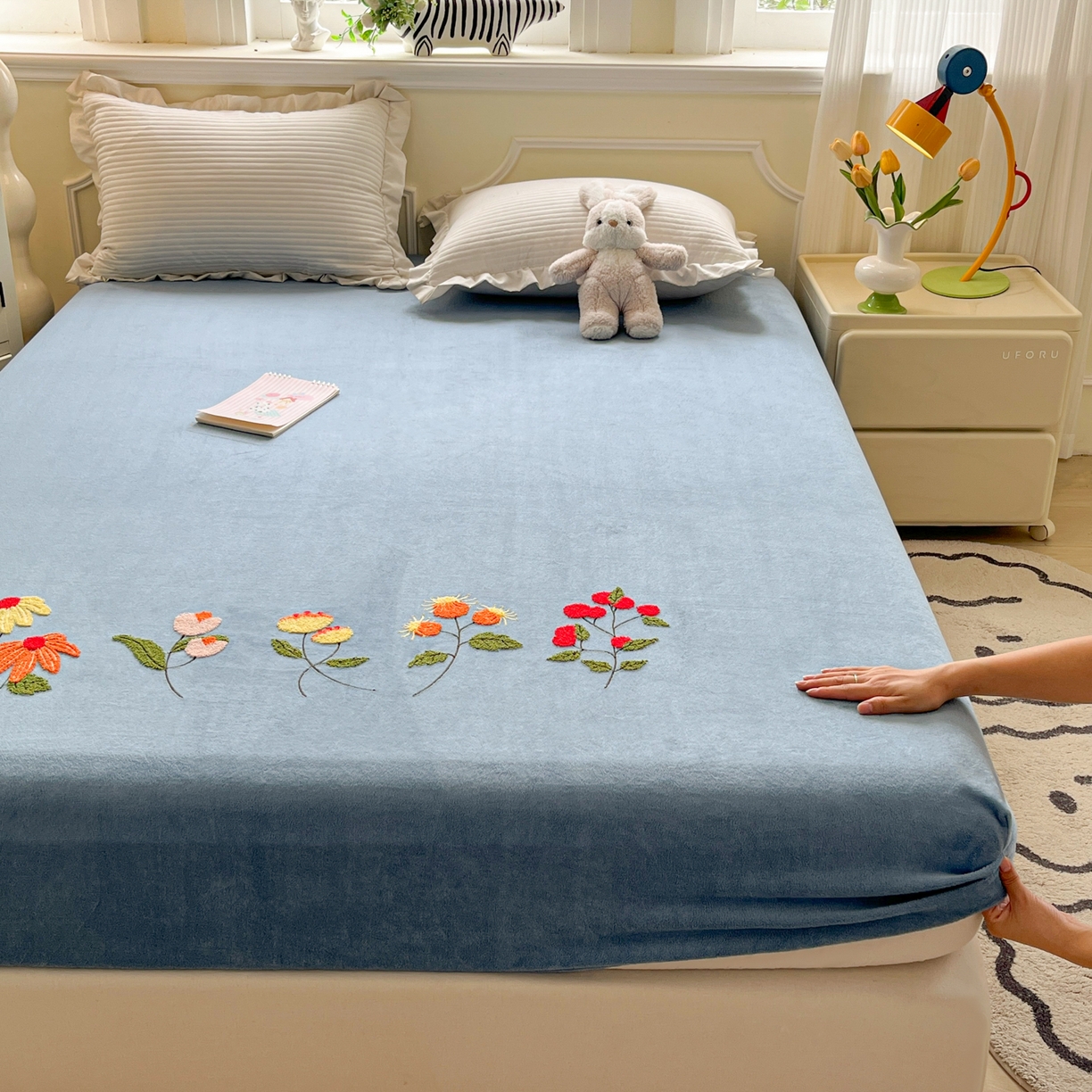 91家纺网 家纺一手货源 找家纺 （总）子钦家纺 2025秋冬新款加厚牛奶绒毛巾绣床笠