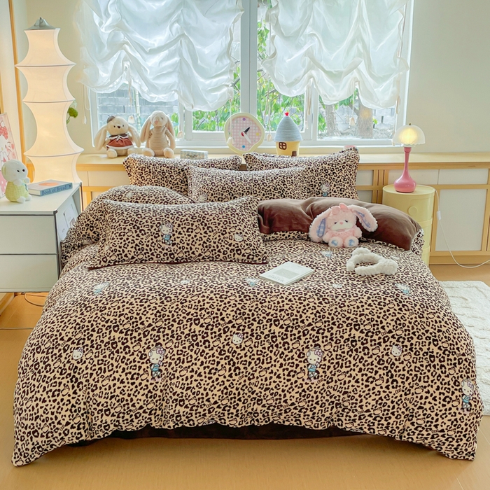 91家纺网 家纺一手货源 找家纺 一比一  2025新款双面牛奶绒四件套 豹纹KT- 咖