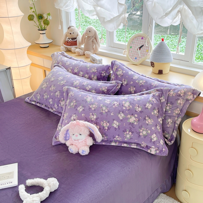 91家纺网 家纺一手货源 找家纺 一比一  2025新款双面牛奶绒四件套 豆蔻年华