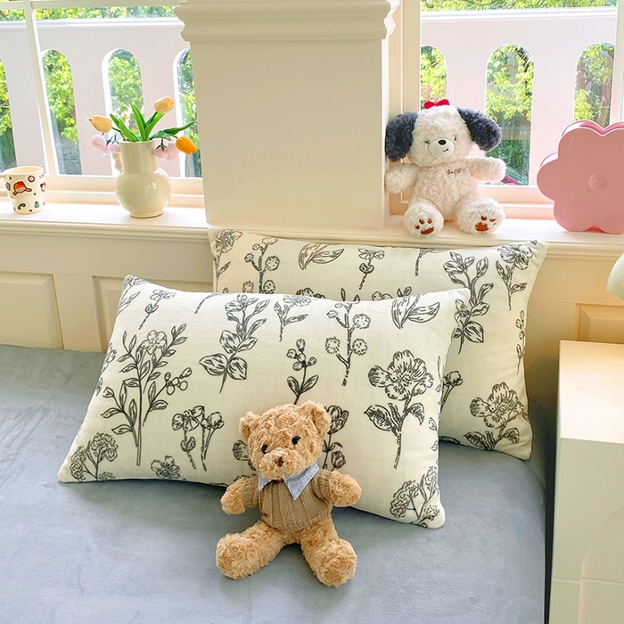 91家纺网 家纺一手货源 找家纺 YYDS网供  2025新款ins风牛奶绒四件套萌趣卡通三件套花卉单被套秋冬软fufu防静电 丛林兔影斯基