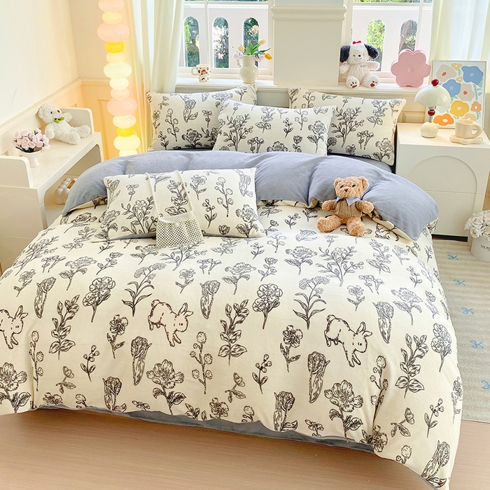 91家纺网 家纺一手货源 找家纺 YYDS网供  2025新款ins风牛奶绒四件套萌趣卡通三件套花卉单被套秋冬软fufu防静电 丛林兔影斯基