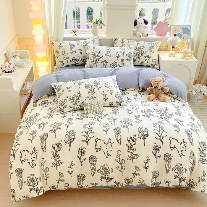 91家纺网 家纺一手货源 找家纺 YYDS网供  2025新款ins风牛奶绒四件套萌趣卡通三件套花卉单被套秋冬软fufu防静电 丛林兔影斯基