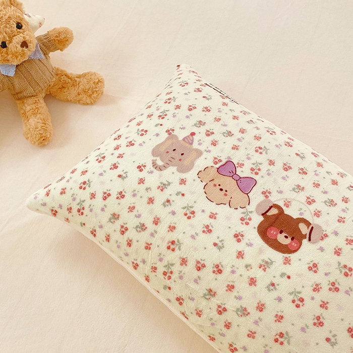 91家纺网 家纺一手货源 找家纺 YYDS网供  2025新款ins风牛奶绒四件套萌趣卡通三件套花卉单被套秋冬软fufu防静电 动物乐园