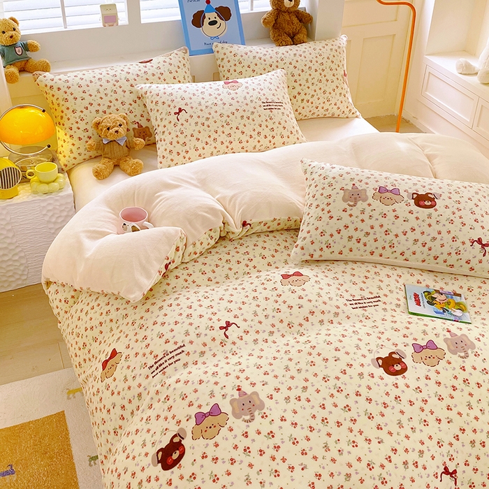 91家纺网 家纺一手货源 找家纺 YYDS网供  2025新款ins风牛奶绒四件套萌趣卡通三件套花卉单被套秋冬软fufu防静电 动物乐园