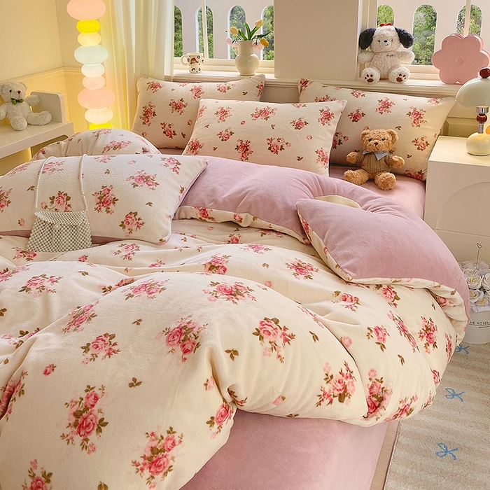 91家纺网 家纺一手货源 找家纺 YYDS网供  2025新款ins风牛奶绒四件套萌趣卡通三件套花卉单被套秋冬软fufu防静电 玫瑰约花仙子