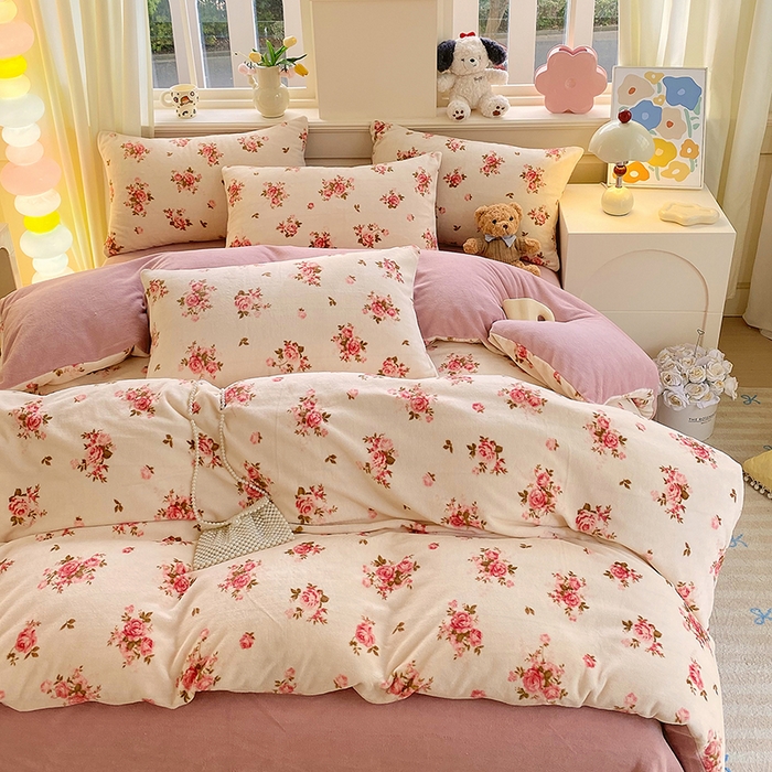 91家纺网 家纺一手货源 找家纺 YYDS网供  2025新款ins风牛奶绒四件套萌趣卡通三件套花卉单被套秋冬软fufu防静电 玫瑰约花仙子