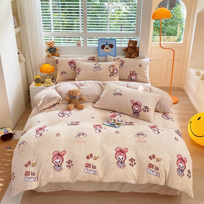 91家纺网 家纺一手货源 找家纺 YYDS网供  2025新款ins风牛奶绒四件套萌趣卡通三件套花卉单被套秋冬软fufu防静电 美乐蒂萌