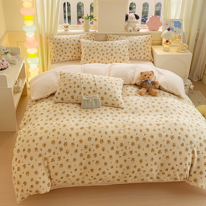 91家纺网 家纺一手货源 找家纺 YYDS网供  2025新款ins风牛奶绒四件套萌趣卡通三件套花卉单被套秋冬软fufu防静电 田国小花