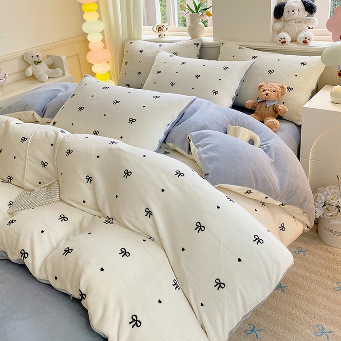 91家纺网 家纺一手货源 找家纺 YYDS网供  2025新款ins风牛奶绒四件套萌趣卡通三件套花卉单被套秋冬软fufu防静电 甜蜜蝴蝶结