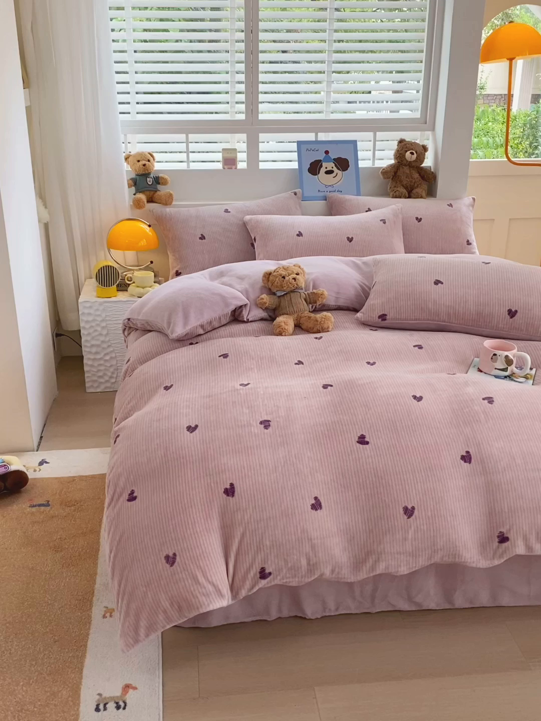 91家纺网 家纺一手货源 找家纺 YYDS网供  2025新款ins风牛奶绒四件套萌趣卡通三件套花卉单被套秋冬软fufu防静电 条纹爱心如愿